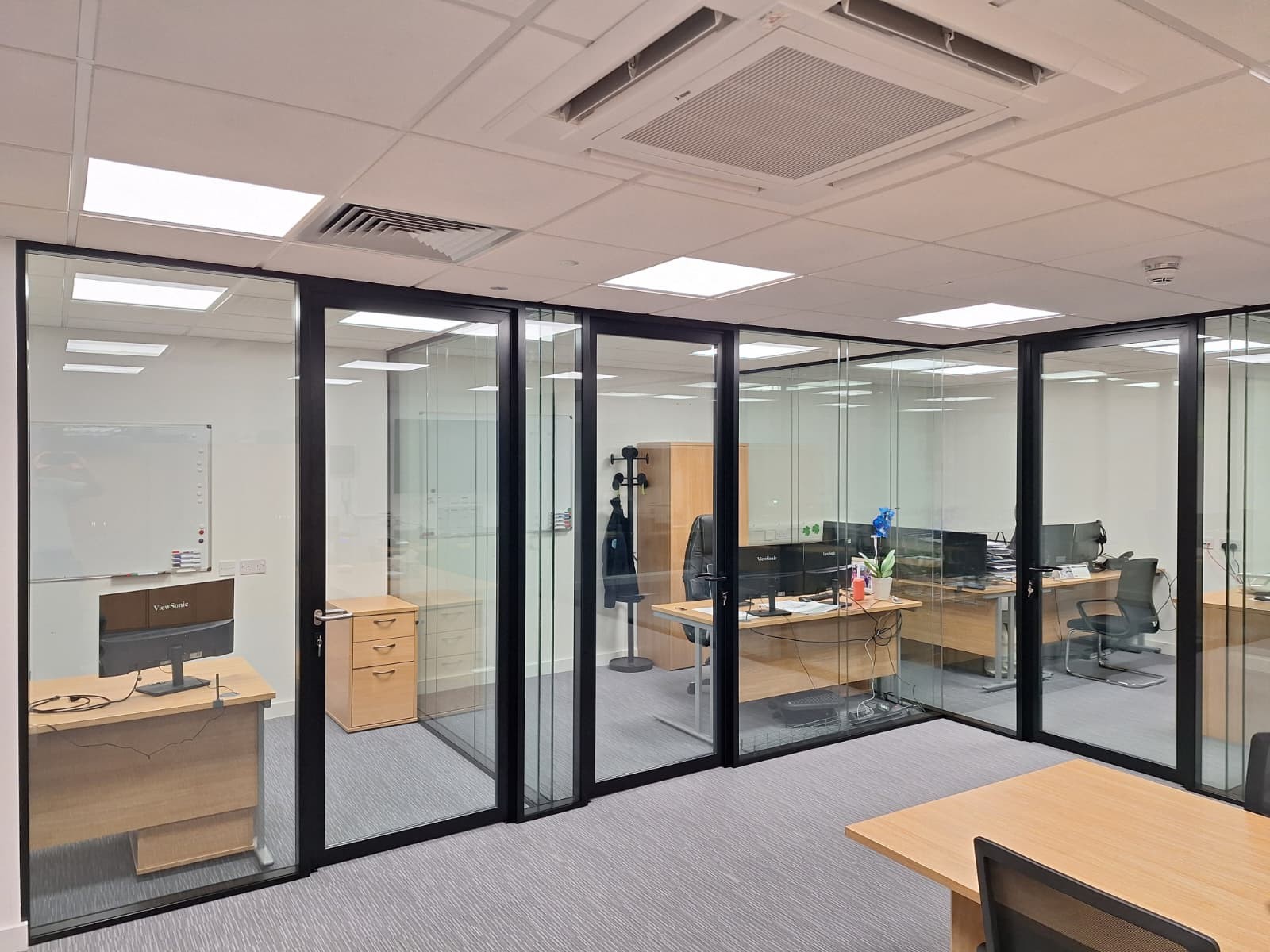 Slough Partition - Fixed panel & Doors instaled stage 01